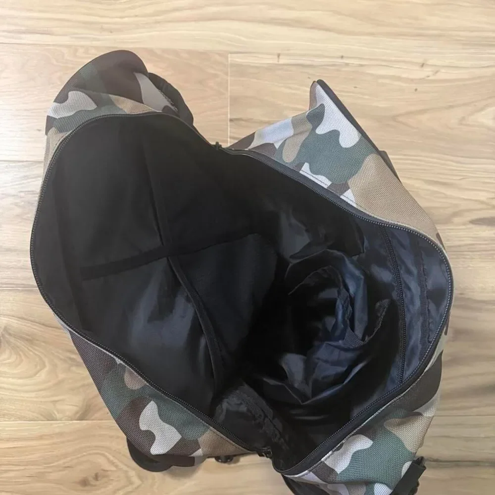 Vooray Burner Gym Duffel Bag 23L Textured Camo Camouflage Shoe Pocket Travel